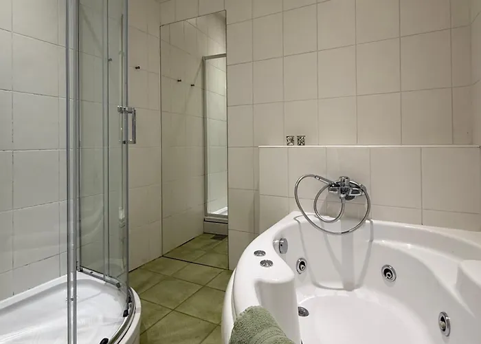 شقة Nest - Terrace & Free Parking *