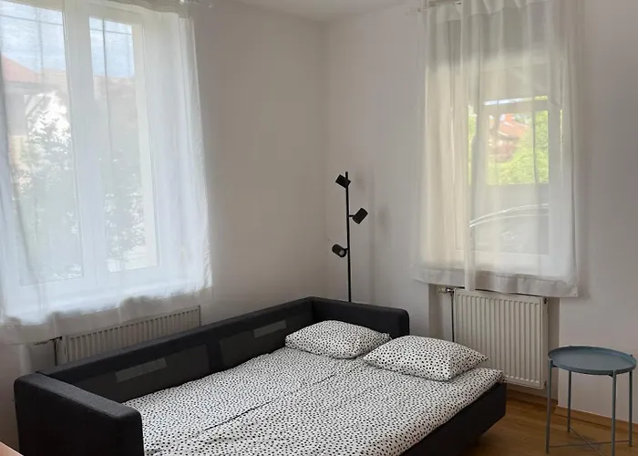 Nest - Terrace & Free Parking شقة